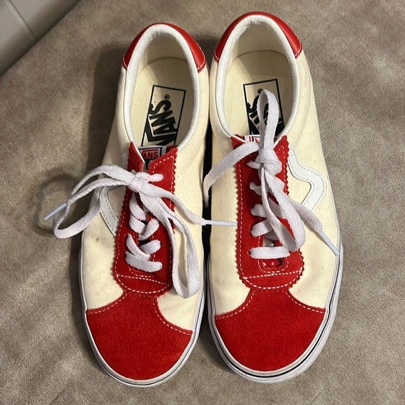 Vans Retro Sport- Suede Racing Red classic white sneakers size 6 - Picture 1 of 13